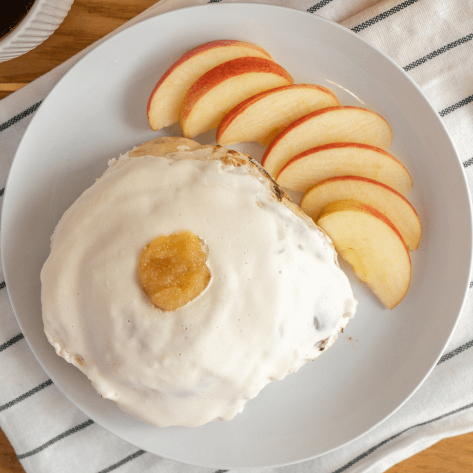 Apple Filled Cinnaroll (4 Pack)
